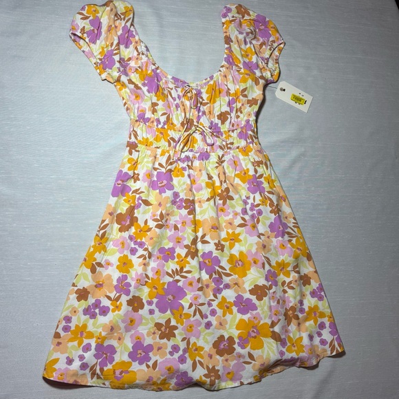 Billabong Floral Puff Sleeve Mini Dress NWT Medium - Picture 3 of 6